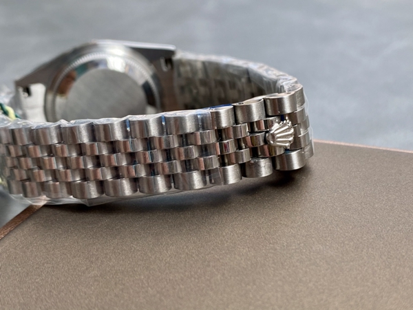 激安ロレックス角部分ディテール